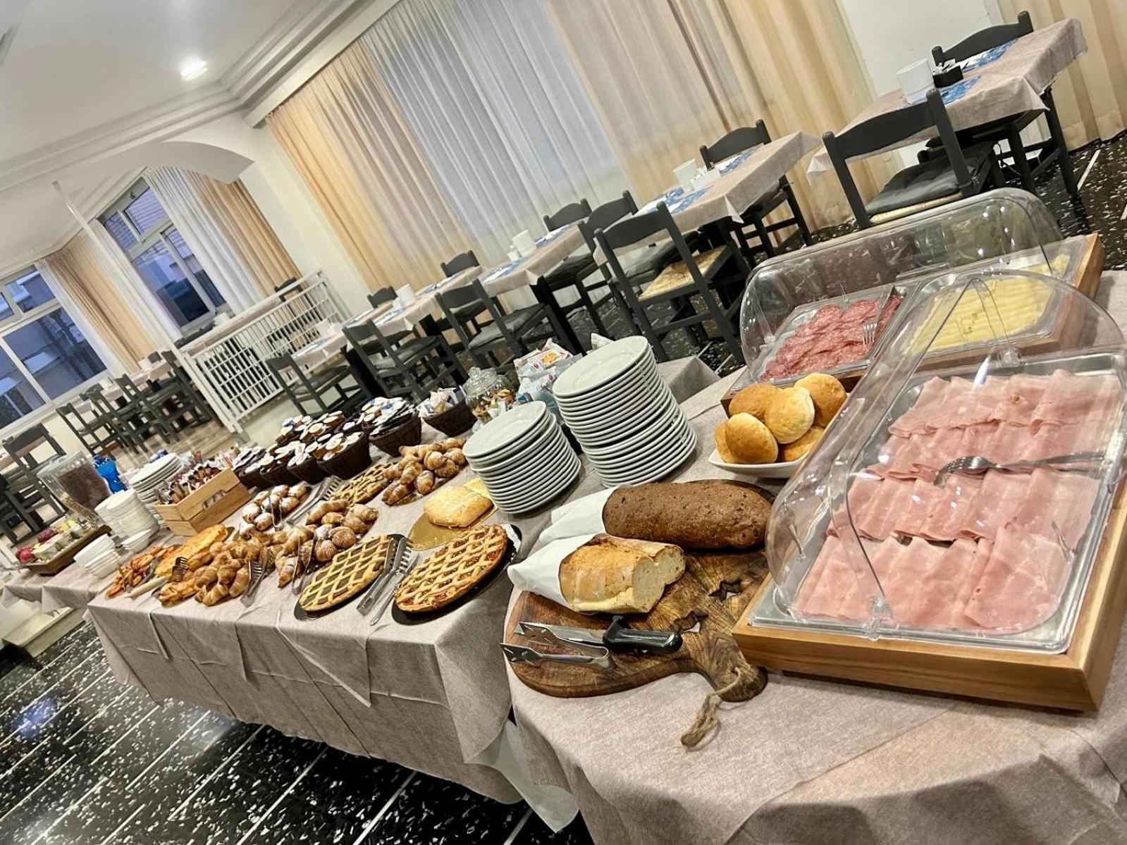 Hotel D'Annunzio 카톨리카 외부 사진